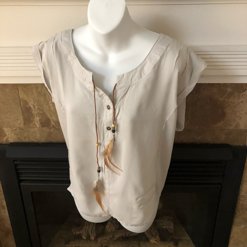 Stitch n Soul gray woven top cuffed sleeves size S
